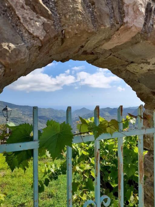 Villa La Dimora Azzurra Perinaldo Esterno foto